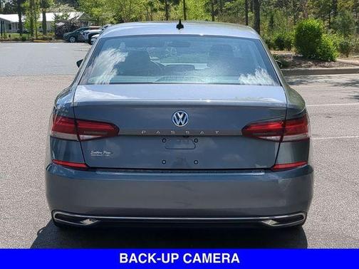 2022 Volkswagen Passat 2.0T SE