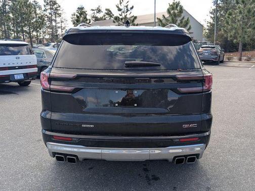2025 GMC Acadia Denali