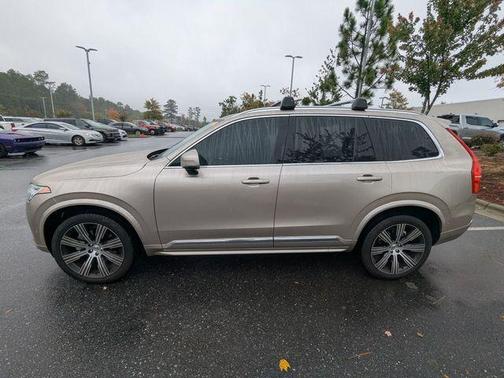 2024 Volvo XC90 B6 Ultimate Bright Theme 6-Seater