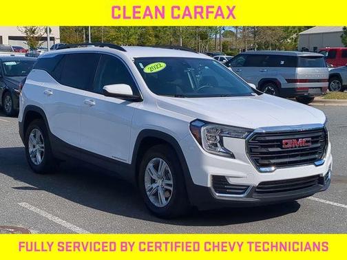 Summit White 2022 GMC Terrain SLE