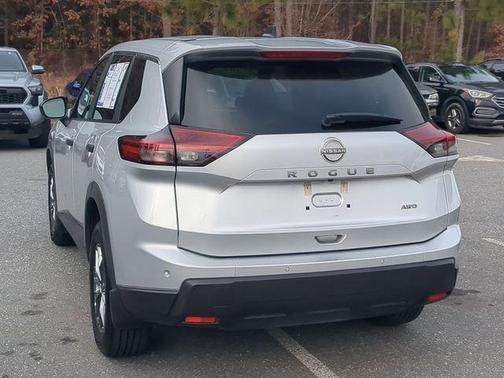 2024 Nissan Rogue S