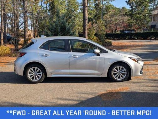 2023 Toyota Corolla Hatchback SE