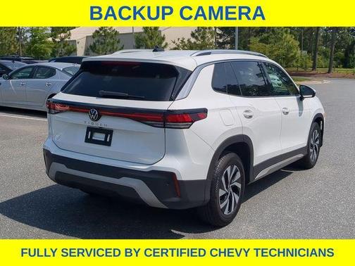 Pure White 2025 Volkswagen Tiguan 2.0T S