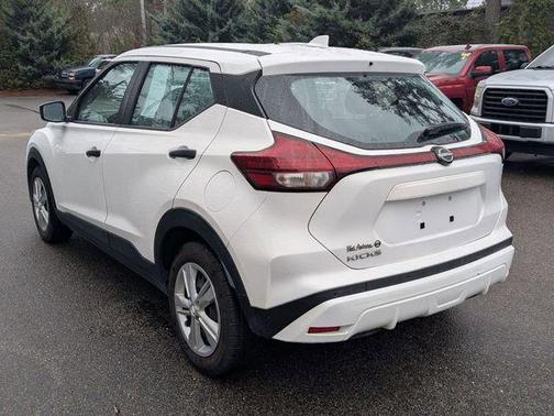 2022 Nissan Kicks S