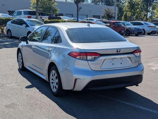 2024 Toyota Corolla Hybrid LE