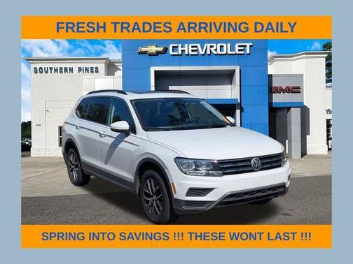 Pure White 2020 Volkswagen Tiguan 2.0T SE