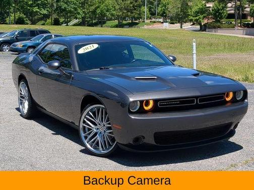 2021 Dodge Challenger SXT
