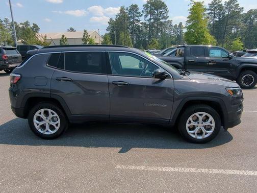 Metallic 2024 Jeep Compass Latitude