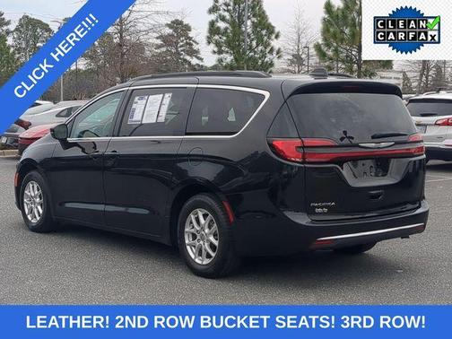 2022 Chrysler Pacifica Touring-L