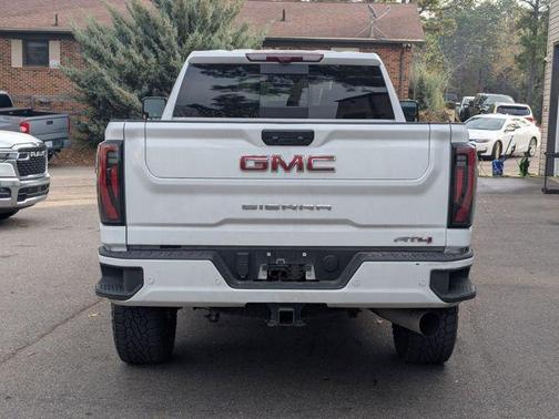 2025 GMC Sierra 2500 AT4