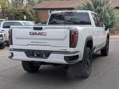 2025 GMC Sierra 2500 AT4