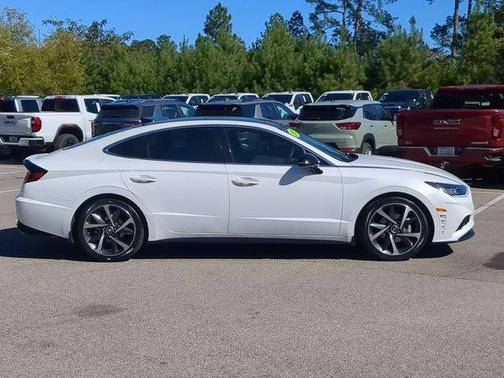 2021 Hyundai SONATA SEL Plus