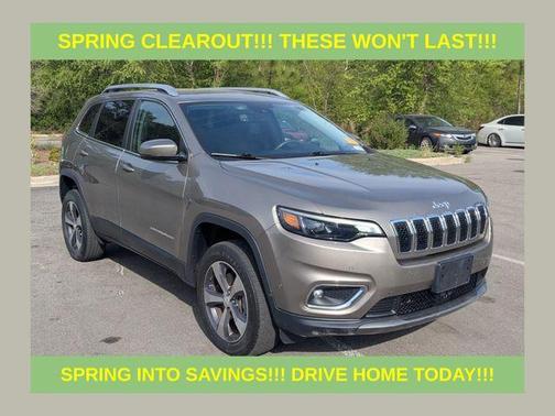 Light Brownstone Pearlcoat 2019 Jeep Cherokee Limited