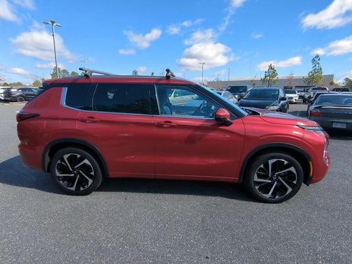 2022 Mitsubishi Outlander SEL