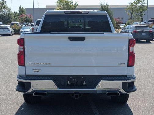 Summit White 2019 Chevrolet Silverado 1500 LTZ