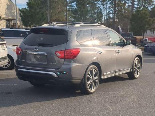 2019 Nissan Pathfinder Platinum