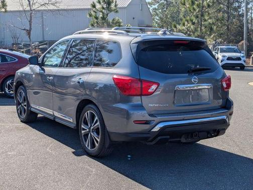 2019 Nissan Pathfinder Platinum
