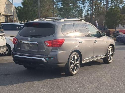 2019 Nissan Pathfinder Platinum