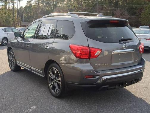 2019 Nissan Pathfinder Platinum