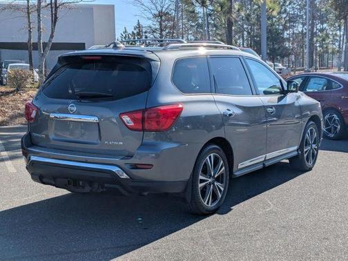 2019 Nissan Pathfinder Platinum