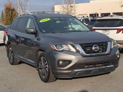 2019 Nissan Pathfinder Platinum