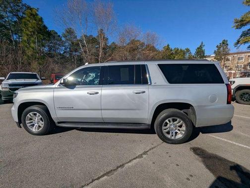 2017 Chevrolet Suburban LT