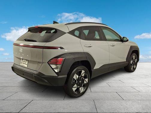 Cyber Gray Metallic 2025 Hyundai KONA SEL