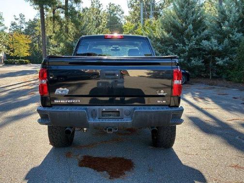 Onyx Black 2017 GMC Sierra 1500 SLE