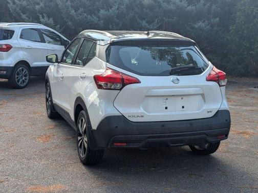 2020 Nissan Kicks SV