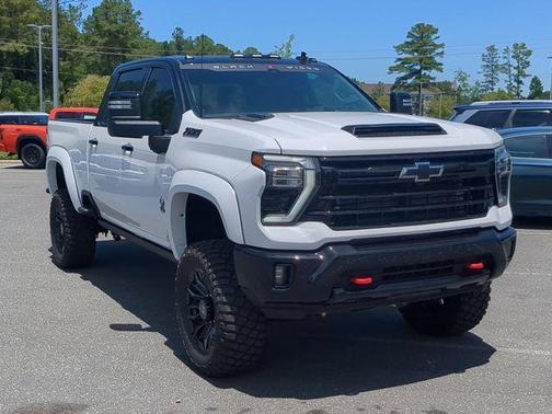 Summit White 2026 Chevrolet Silverado 2500 LTZ