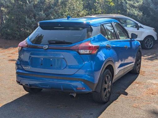 2022 Nissan Kicks S