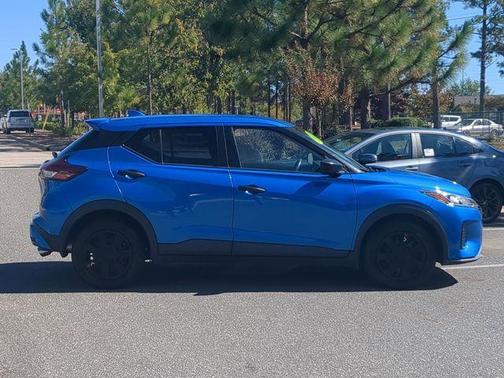 2022 Nissan Kicks S