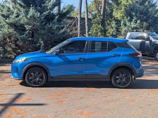2022 Nissan Kicks S