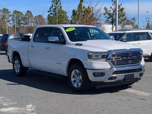 Bright White Clearcoat 2020 RAM 1500 Laramie