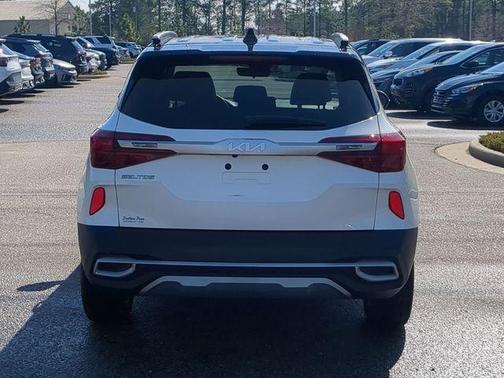 2022 Kia Seltos S