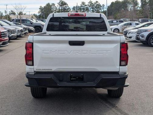 2024 Chevrolet Colorado WT