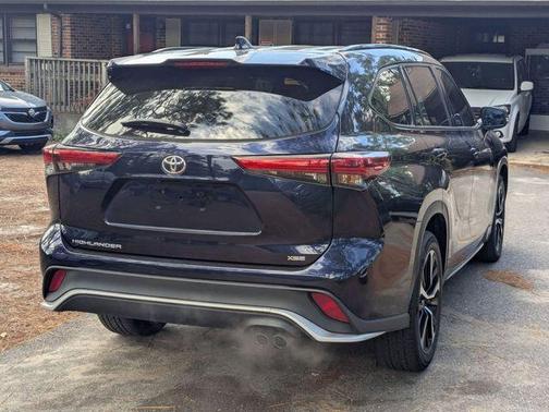 2022 Toyota Highlander XSE