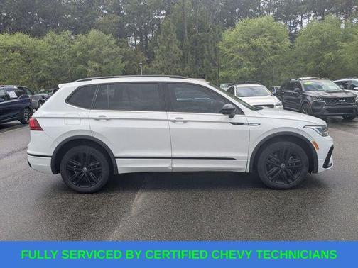 2022 Volkswagen Tiguan 2.0T SE R-Line Black