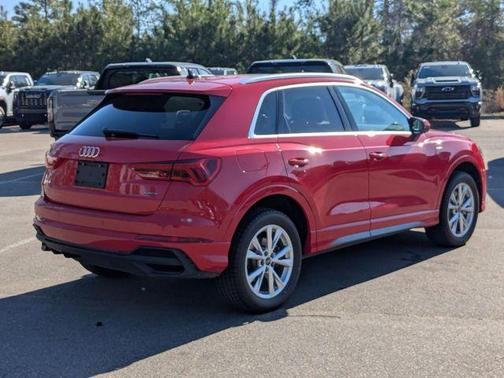 2024 Audi Q3 45 S line Premium