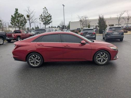 2022 Hyundai ELANTRA Limited