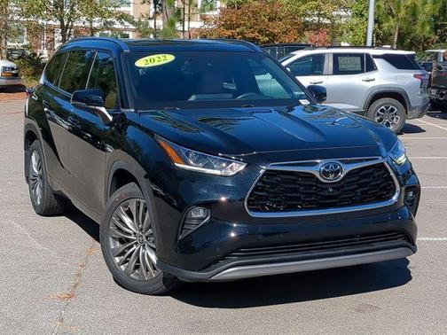2022 Toyota Highlander Platinum
