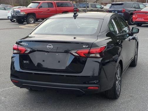 2023 Nissan Versa 1.6 SV