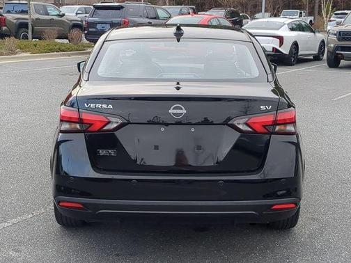 2023 Nissan Versa 1.6 SV