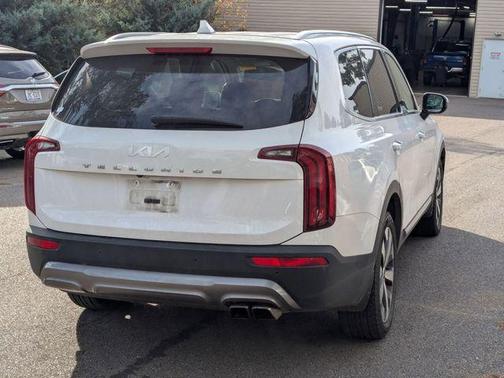 2022 Kia Telluride S