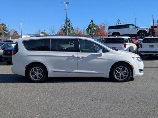 2019 Chrysler Pacifica Limited
