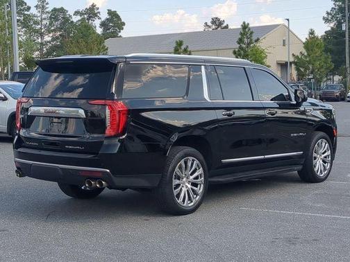 Onyx Black 2023 GMC Yukon XL Denali