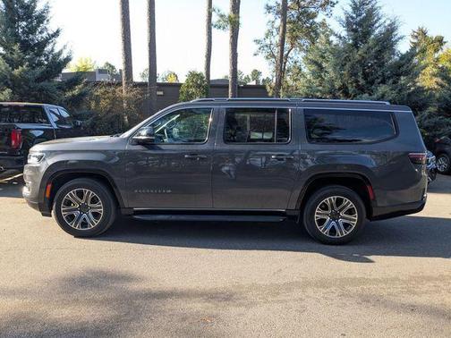 2024 Jeep Wagoneer L Series II