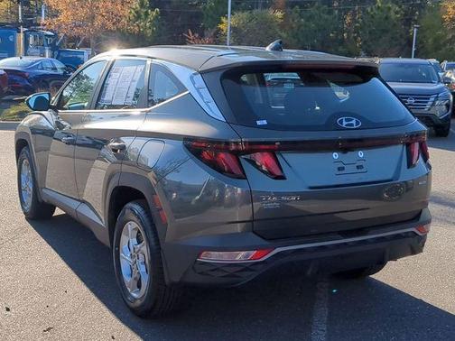 2023 Hyundai TUCSON SE