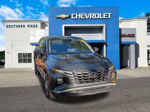 2023 Hyundai TUCSON SE
