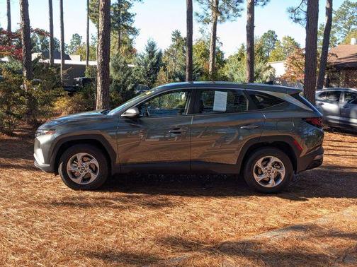 2023 Hyundai TUCSON SE